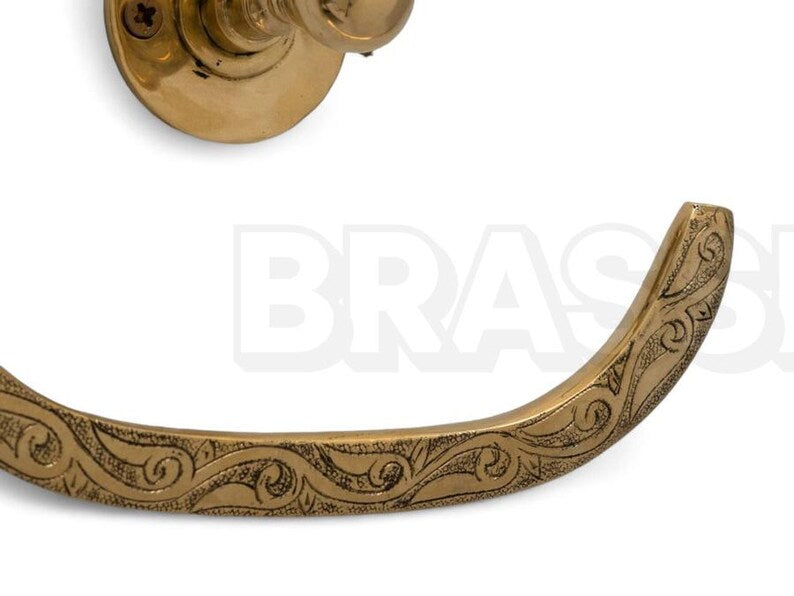 Handmade Moroccan Brass Towel Holder Ring – Vintage-Style Wall-Mounted Bathroom Accessory with Intricate Floral Engraving