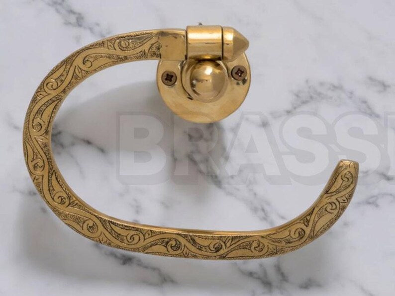 Handmade Moroccan Brass Towel Holder Ring – Vintage-Style Wall-Mounted Bathroom Accessory with Intricate Floral Engraving