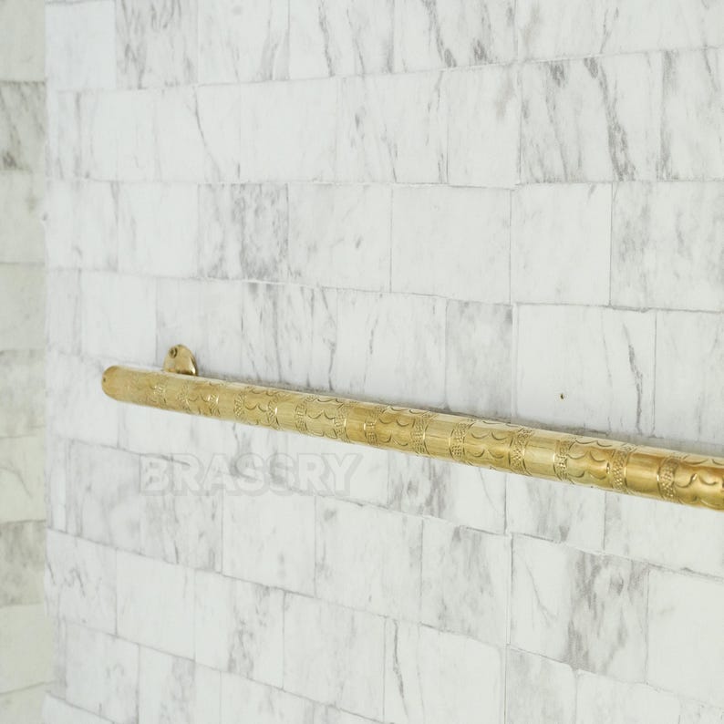 Handmade Solid Brass Towel Ring – Unlacquered Vintage Wall-Mounted Bathroom Holder – Moroccan Style Hand Towel Rack