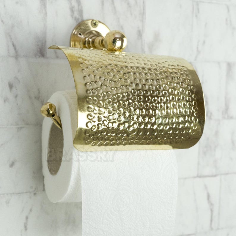 Luxury Brass Toilet Paper Holder – Modern Wall Mount Bathroom Fixture – Polished Gold Finish – Minimalist Hotel Style Bathroom Decor