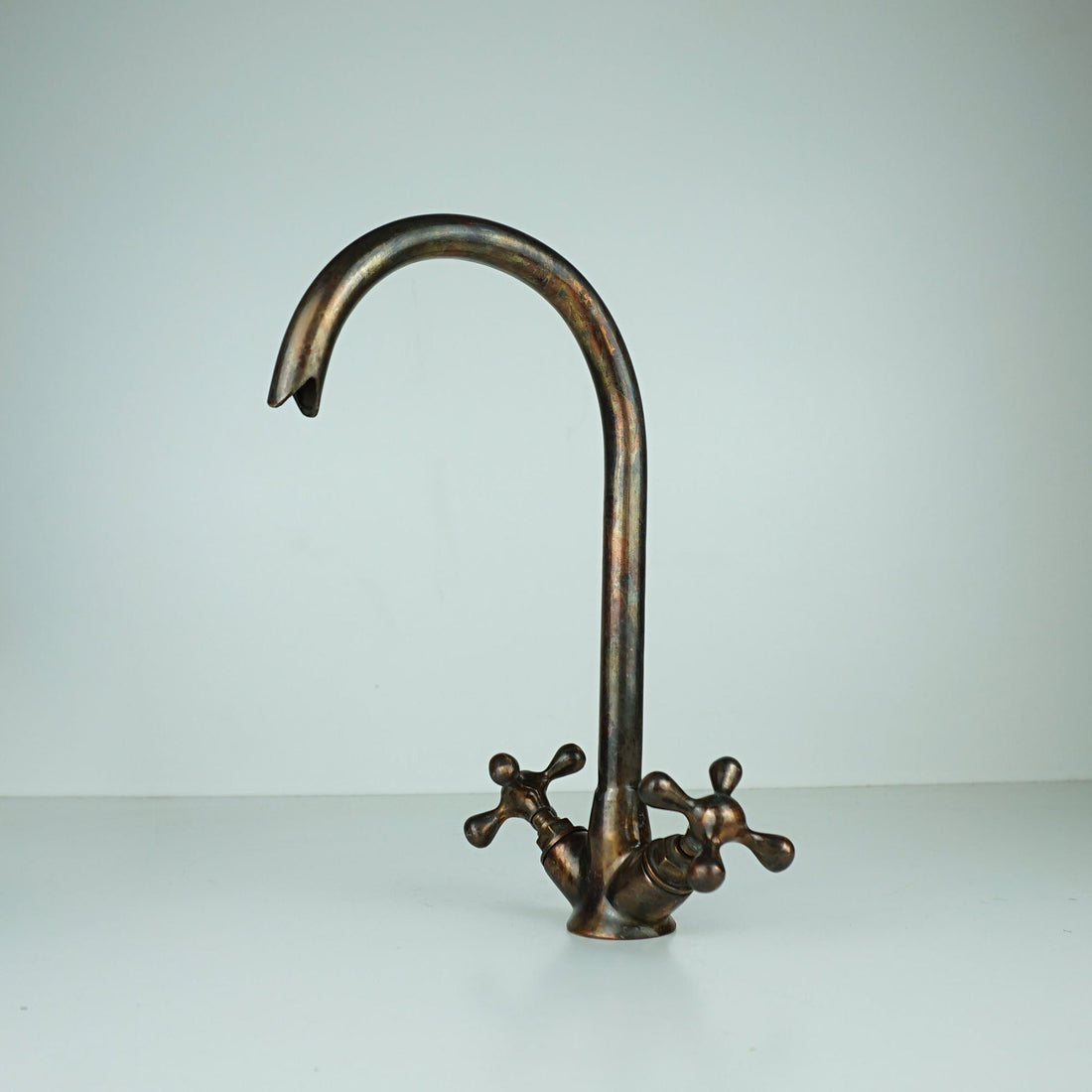Oil Rubbed Bronze Bathroom Sink Faucet, Brass Bathroom Faucet with luxurious patina