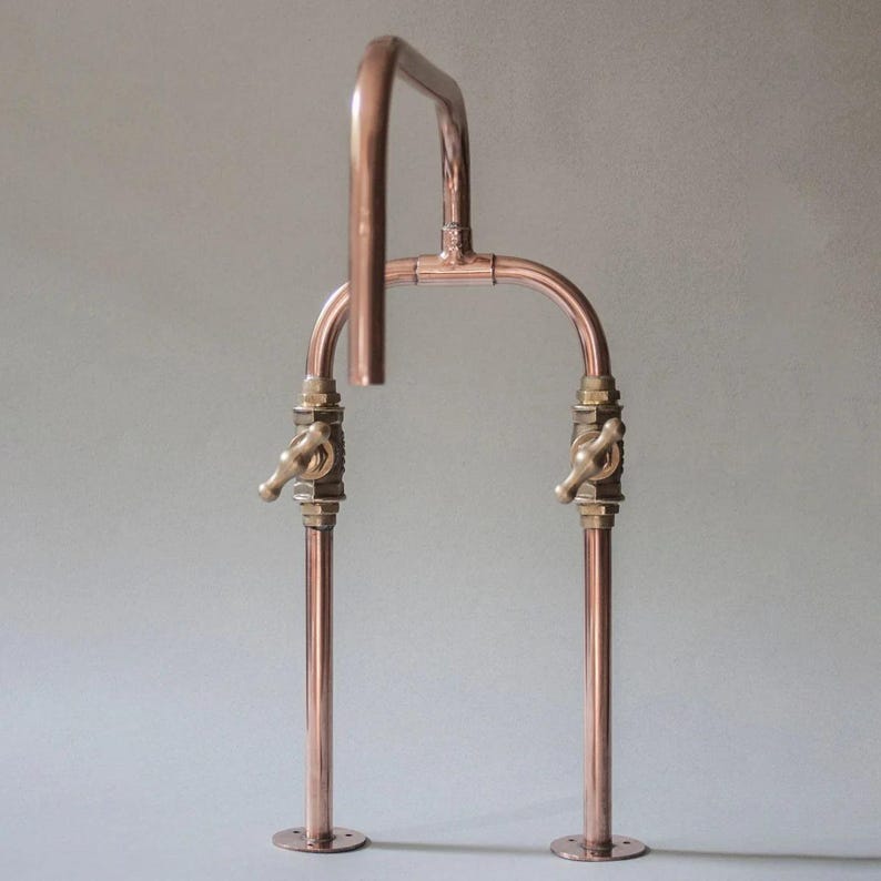 Pure copper deck mounted faucet with custom sizes

