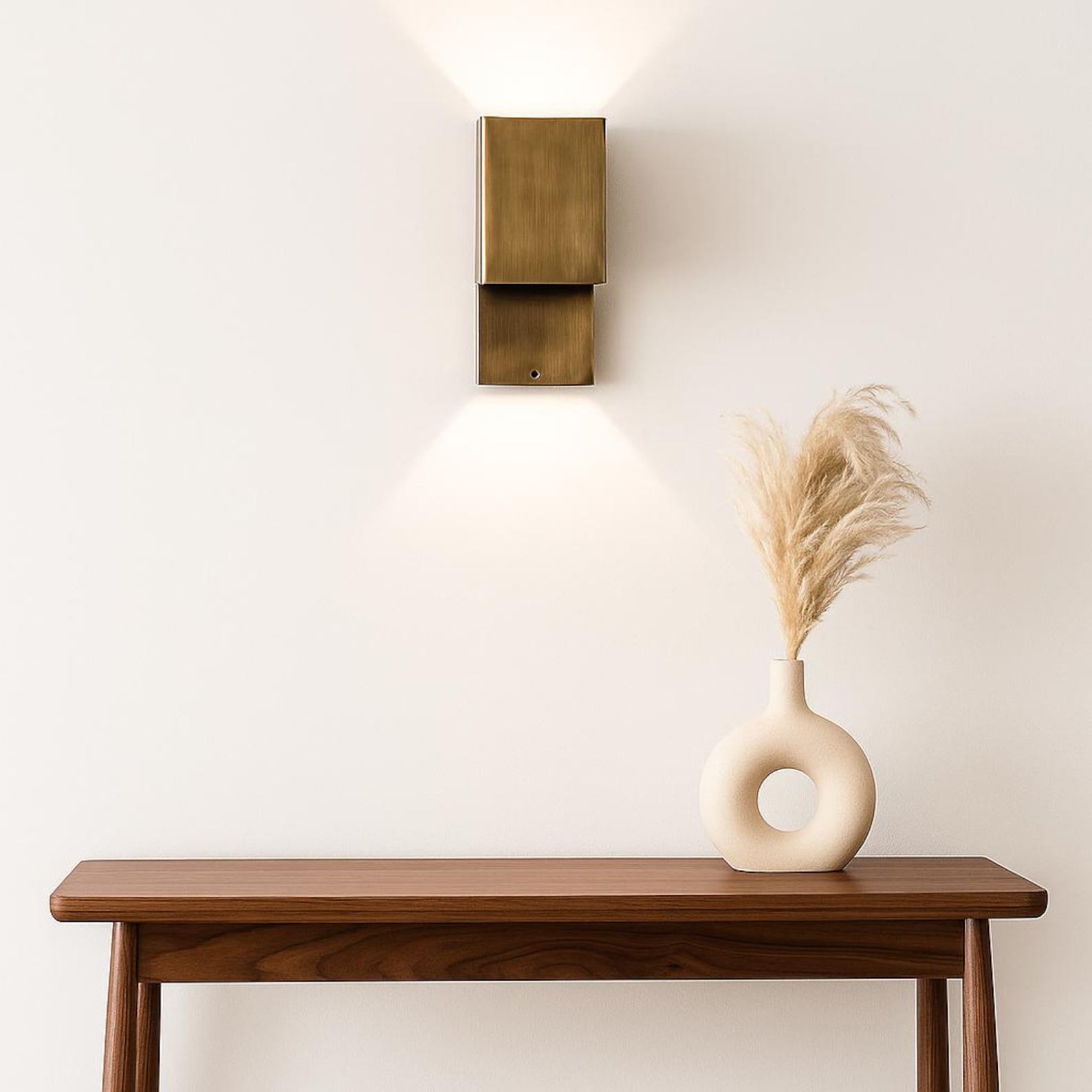 Modern Brass Wall Sconce – Minimalist Handmade Light