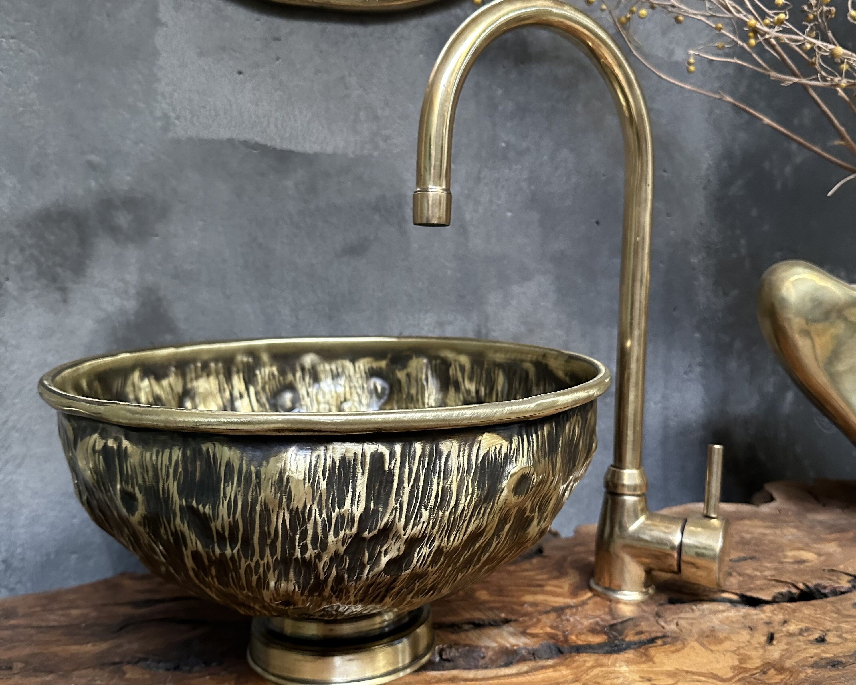 Antique Brass Bathroom Vessel sink